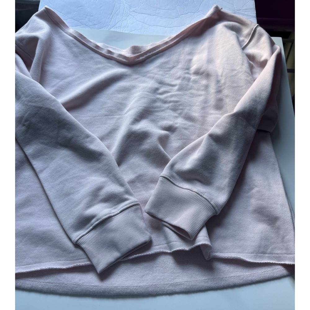 Universal Thread Womens Pink V-Neck Sweatshirt Raw Hem UTK608M M